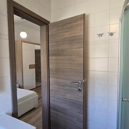 Lusia Pool&sauna Opatija By Guide