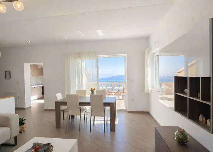 Villa Lusia Pool&sauna Opatija By Guide *
