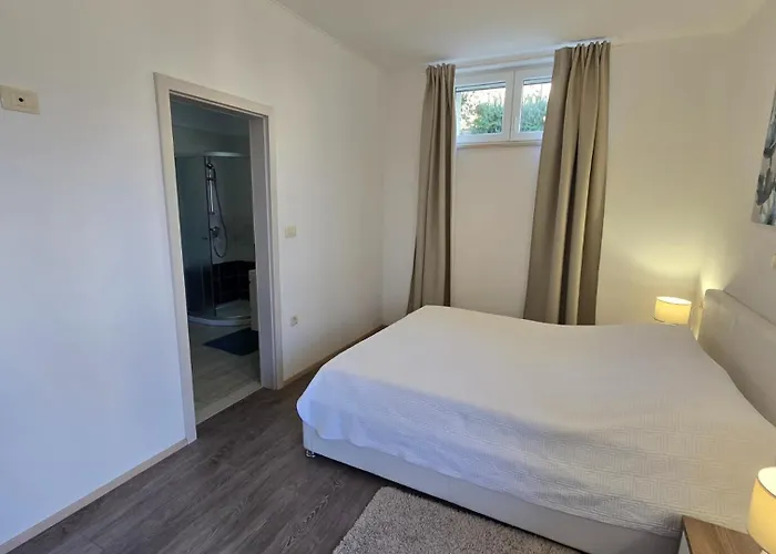וילה Lusia Pool&sauna Opatija By Guide Brseč