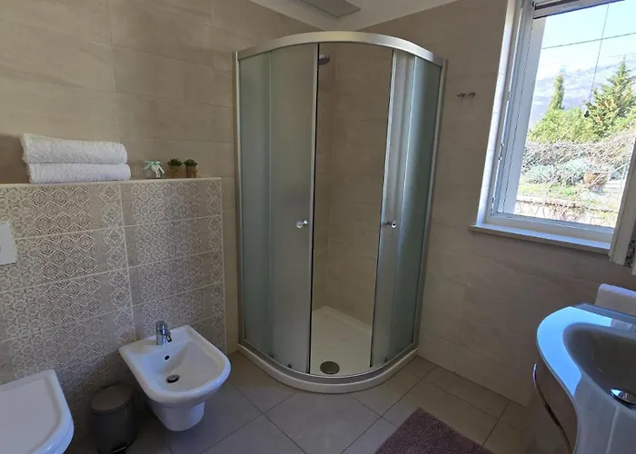 Lusia Pool&sauna Opatija By Guide