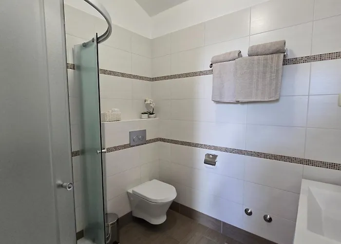 Lusia Pool&sauna Opatija By Guide וילה *