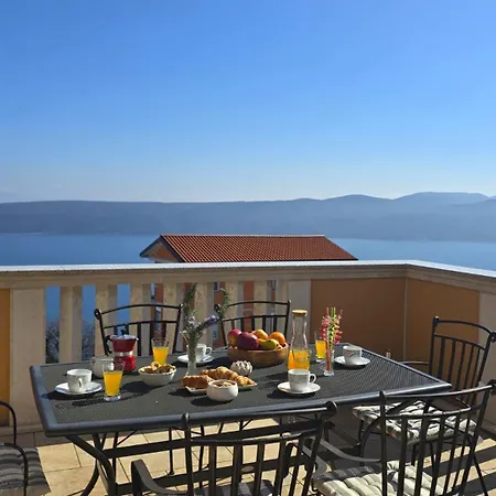 Vila Lusia Pool&sauna Opatija By Guide Brsec