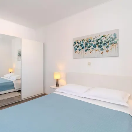 Lusia Pool&sauna Opatija By Guide *