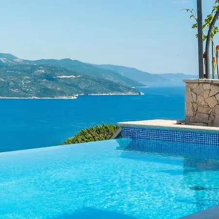 Lusia Pool&sauna Opatija By Guide *