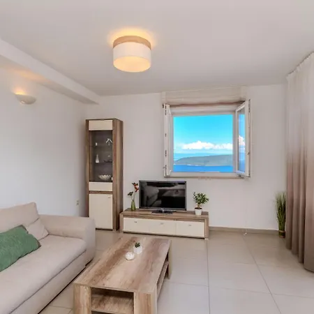 Vila Lusia Pool&sauna Opatija By Guide